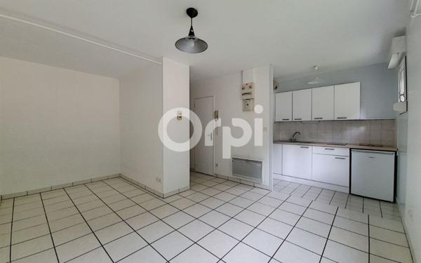 Appartement à louer    1 pièce •  Orléans