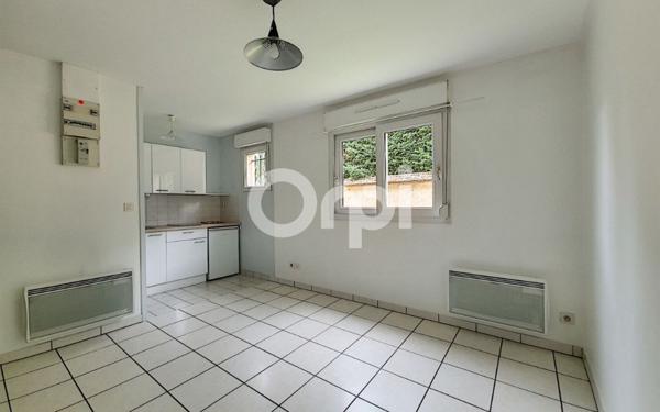 Appartement à louer    1 pièce •  Orléans