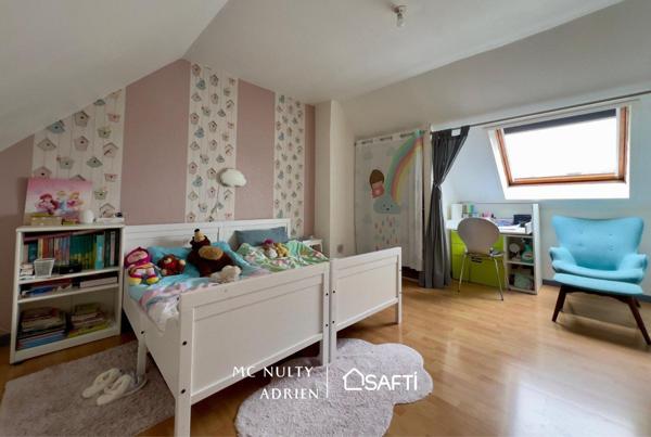 Pavillon 4 chambres 120m2 avec 400m2 de Terrain.