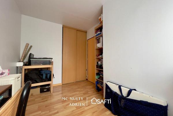 Pavillon 4 chambres 120m2 avec 400m2 de Terrain.