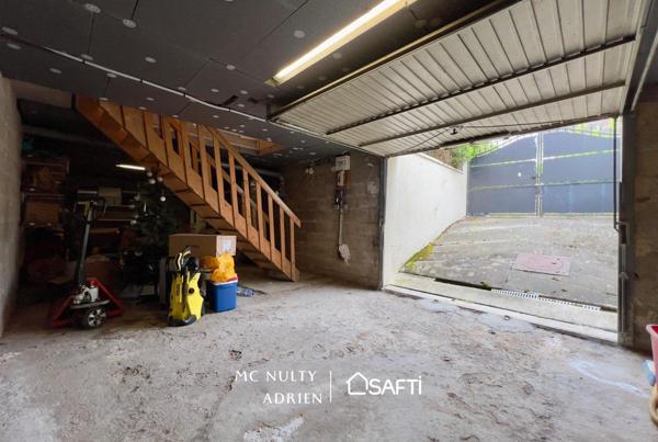 Pavillon 4 chambres 120m2 avec 400m2 de Terrain.