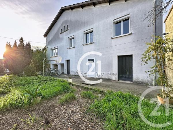 Maison à vendre  6 pièces - 109,30 m2 CHATEAUBERNARD - 16