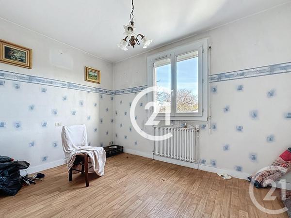 Maison à vendre  6 pièces - 109,30 m2 CHATEAUBERNARD - 16