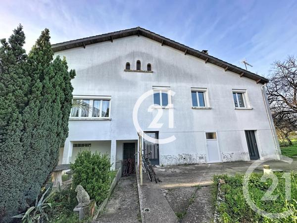 Maison à vendre  6 pièces - 109,30 m2 CHATEAUBERNARD - 16