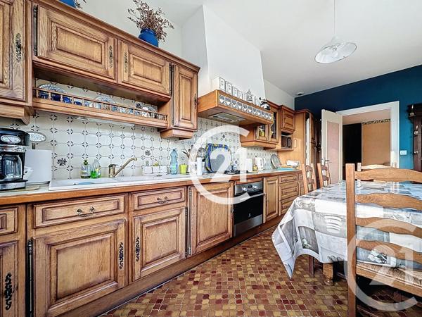 Maison à vendre  6 pièces - 109,30 m2 CHATEAUBERNARD - 16