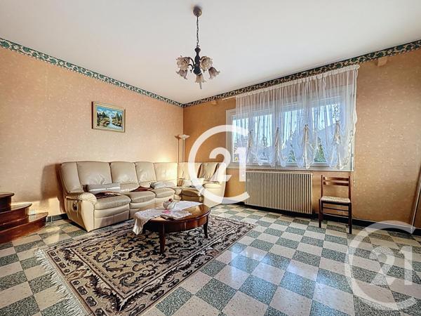 Maison à vendre  6 pièces - 109,30 m2 CHATEAUBERNARD - 16