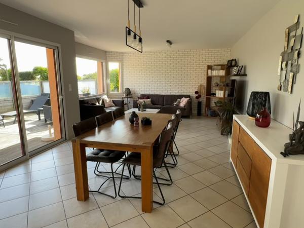Maison 6 pièce(s) 120 m2 Lannilis