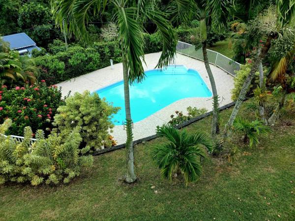 ABYMES-GOSIER (971), à vendre villa T4, apaprt, piscine, terrain 1900M2