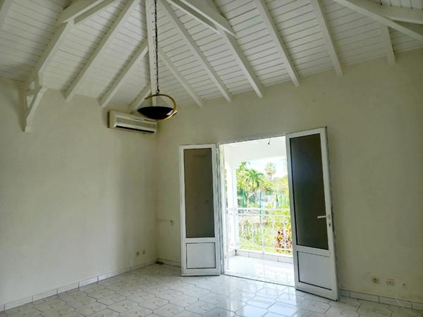 ABYMES-GOSIER (971), à vendre villa T4, apaprt, piscine, terrain 1900M2