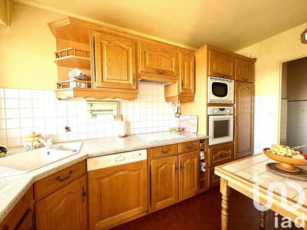 Appartement à vendre 4 pièces 81 m² Élancourt