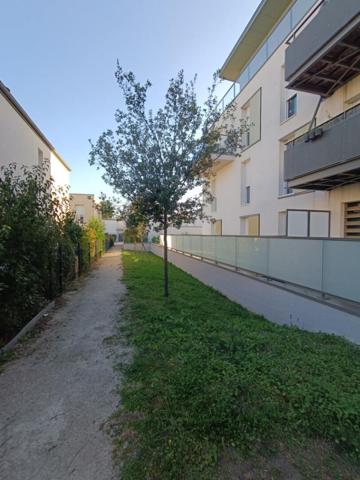 Appartement 60 m2 quartier Centre-Baillet-Bodet, Montlouis-sur-Loire proche gare TGV  commerce transport en commun et  écoles