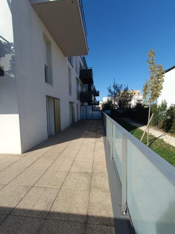 Appartement 60 m2 quartier Centre-Baillet-Bodet, Montlouis-sur-Loire proche gare TGV  commerce transport en commun et  écoles