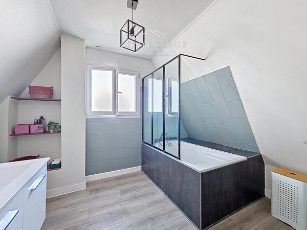 Maison 7 pièces - 180 m² Exclusivité efficity