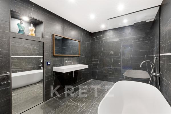 Paris 16e – Appartement de réception en rez-de-jardin avec patio