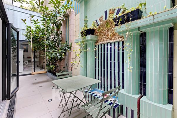 Paris 16e – Appartement de réception en rez-de-jardin avec patio