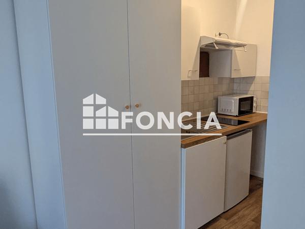 Location Studio meublé 16.88 m² - 10 RUE MICHEL VIELLE Sable Sur Sarthe 72300