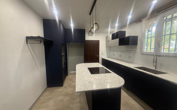 Maison à louer    4 pièces • 89,10 m2 Saint-Laurent-du-Maroni