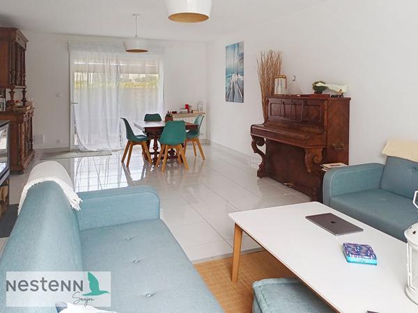 A vendre à Sémussac, pavillon à étage de 2018, 110 m²,3 chambres, 365 m² de terrain