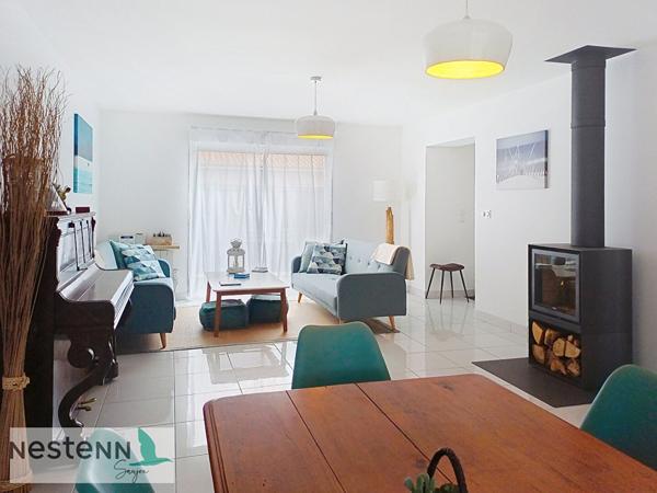 A vendre à Sémussac, pavillon à étage de 2018, 110 m²,3 chambres, 365 m² de terrain