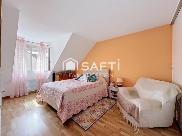 MAISON FAMILIALE 5 CHAMBRES – GARE À 5 MIN À PIED