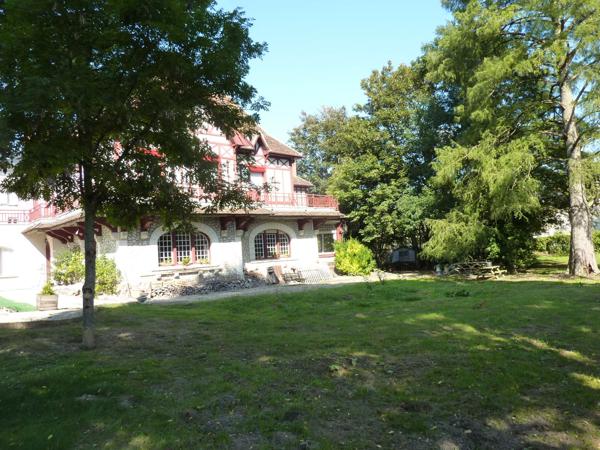 Châtillon-sur-Indre (36700) Manoir anglo normand entre Loches et Beauval, idéal pour chambres d'hotes