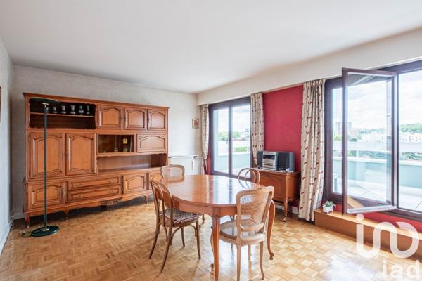 Appartement 4 pièces de 77 m² à Noisy-le-Sec (93130)