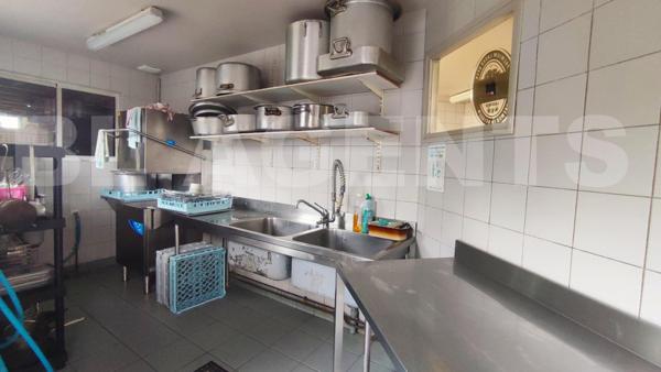 RESTAURANT Murs et fonds de commerce à 5 minutes de Villefranche de Rouergue