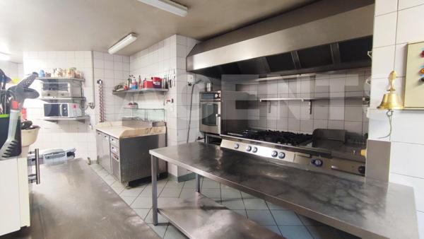 RESTAURANT Murs et fonds de commerce à 5 minutes de Villefranche de Rouergue