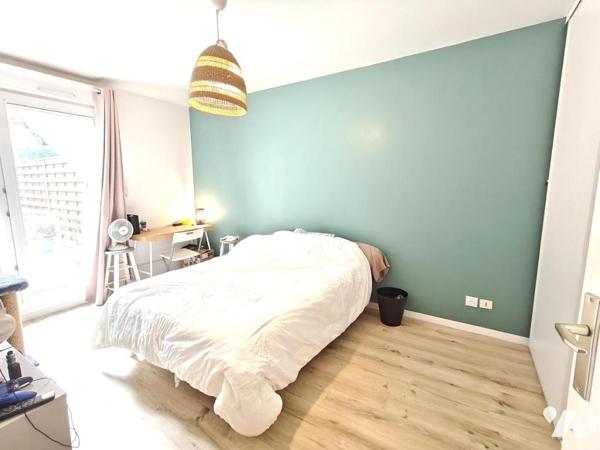 APPARTEMENT A VENDRE A REIMS - Secteur Avenue Jean Jaurès - Au rdc sur cour avec terrasse de 65m² 