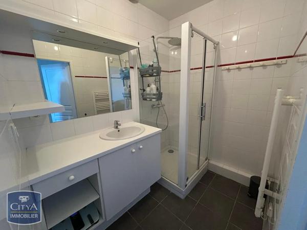 Appartement à louer 3 pièces 72m² La Rochelle (17000)