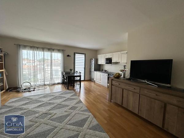 Appartement à louer 3 pièces 72m² La Rochelle (17000)