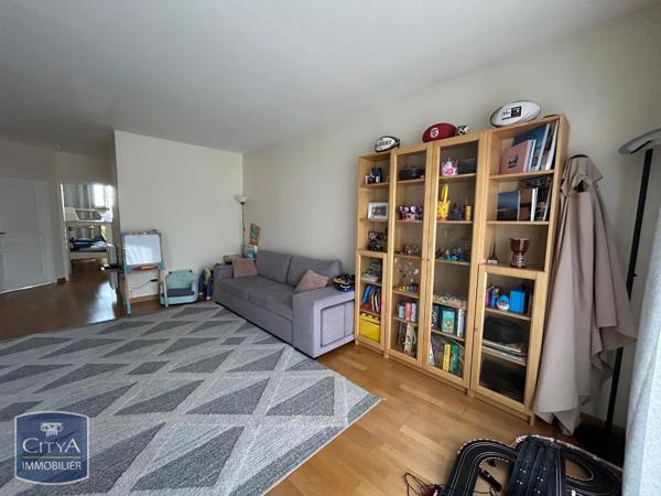 Appartement à louer 3 pièces 72m² La Rochelle (17000)