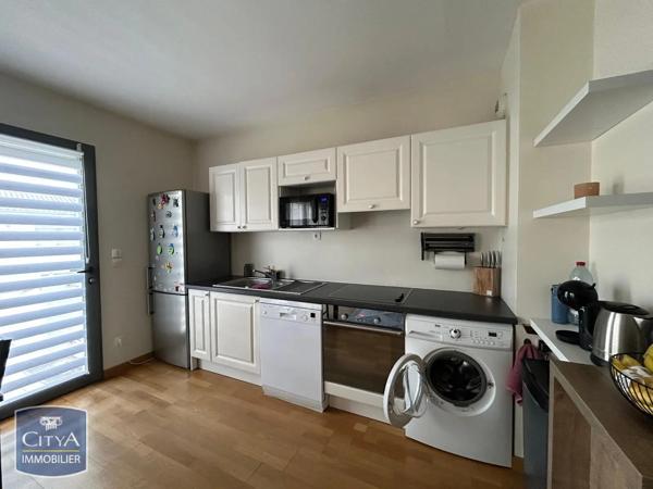 Appartement à louer 3 pièces 72m² La Rochelle (17000)