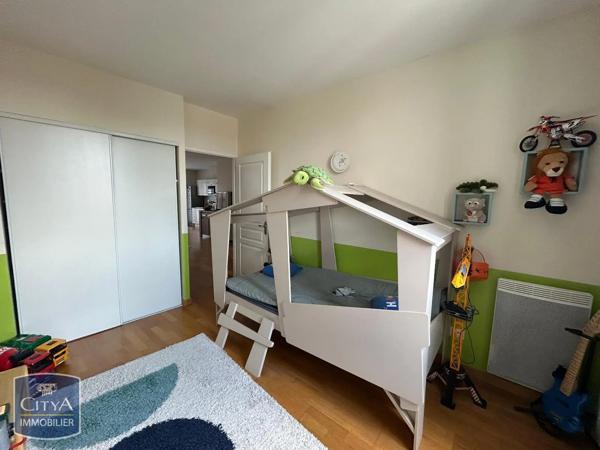 Appartement à louer 3 pièces 72m² La Rochelle (17000)