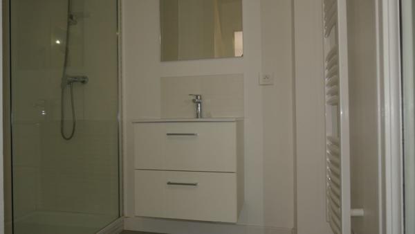 FAVERGES. APPARTEMENT 5 PIECES AVEC CAVE