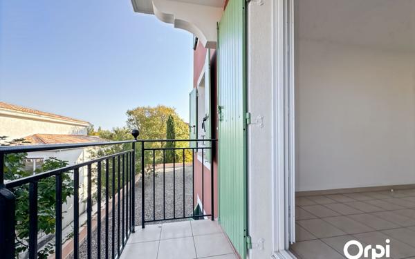 Appartement à vendre    3 pièces • 66,49 m2 Cogolin