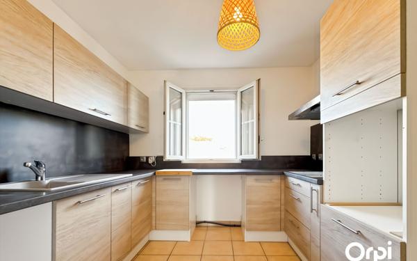 Appartement à vendre    3 pièces • 66,49 m2 Cogolin