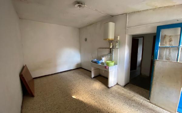 Maison à vendre    8 pièces •  Mallemort