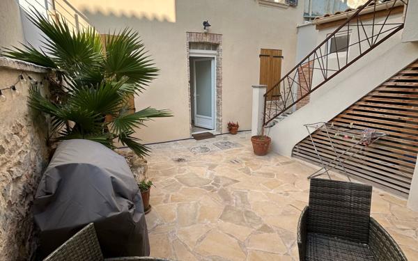 Appartement à louer    2 pièces • 11 m2 Toulon