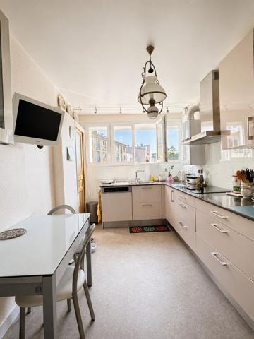 Brest-St Marc/Le GUELMEUR-Appartement de Type 5, 111.56 m², Asc, garage Brest