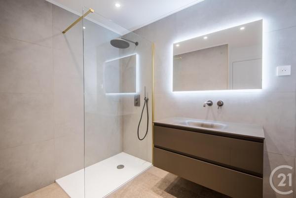 Appartement F3 à vendre  3 pièces - 75 m2 VILLEFRANCHE SUR MER - 06