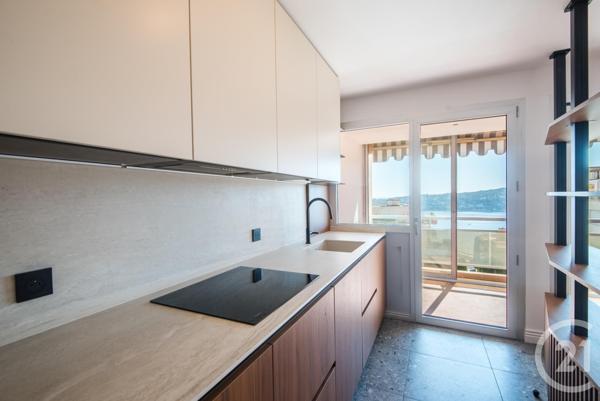 Appartement F3 à vendre  3 pièces - 75 m2 VILLEFRANCHE SUR MER - 06