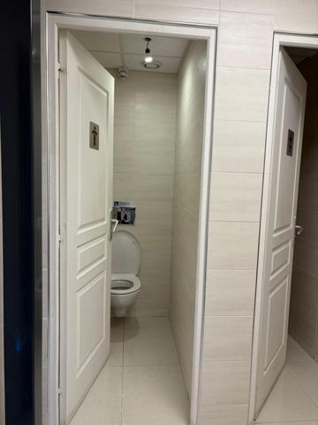 Local commercial 660 m²