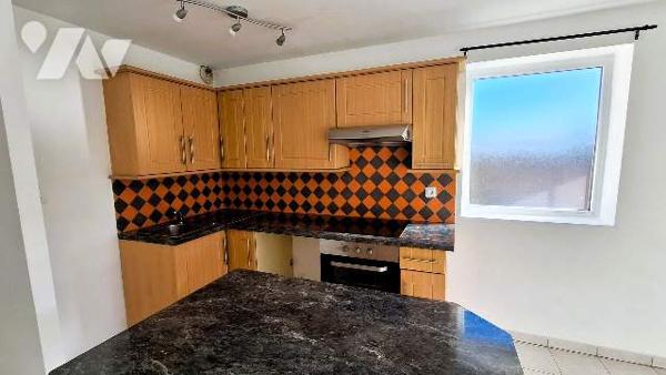 Appartement T2 terrasse  parking centre-ville