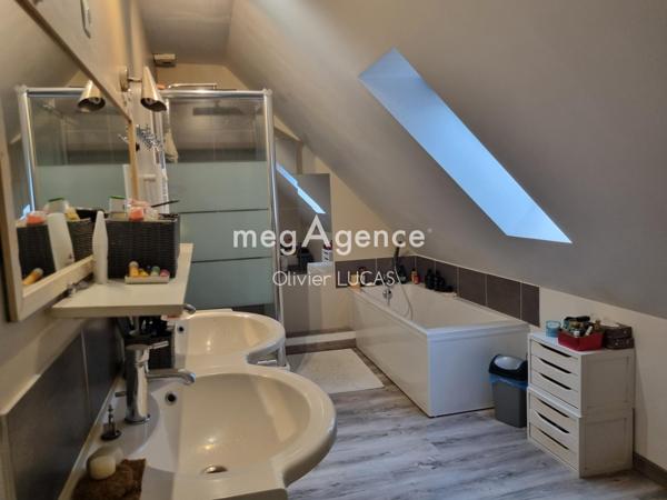 Maison à BEUZEVILLE, 27210 - 5 pièces 120m²