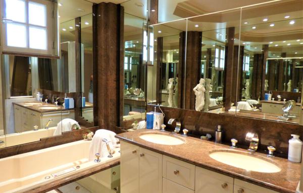 Anneyron villa de 200 m2 avec piscine sur 2 ha de terrain