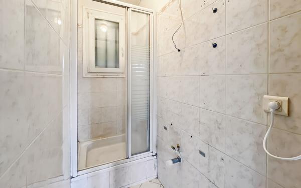 Maison à vendre    5 pièces • 51,37 m2 Le Blanc-Mesnil