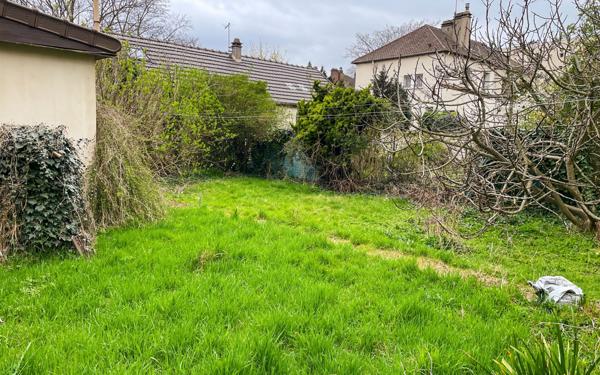 Maison à vendre    5 pièces • 51,37 m2 Le Blanc-Mesnil