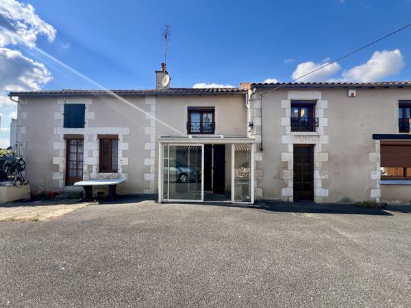 Poitiers (86000) COUP DE CŒUR longère de charme - POITIERS OUEST - GRAND TERRAIn