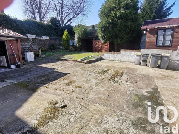 Maison 8 pièces de 150 m² à Bruay-la-Buissière (62700)